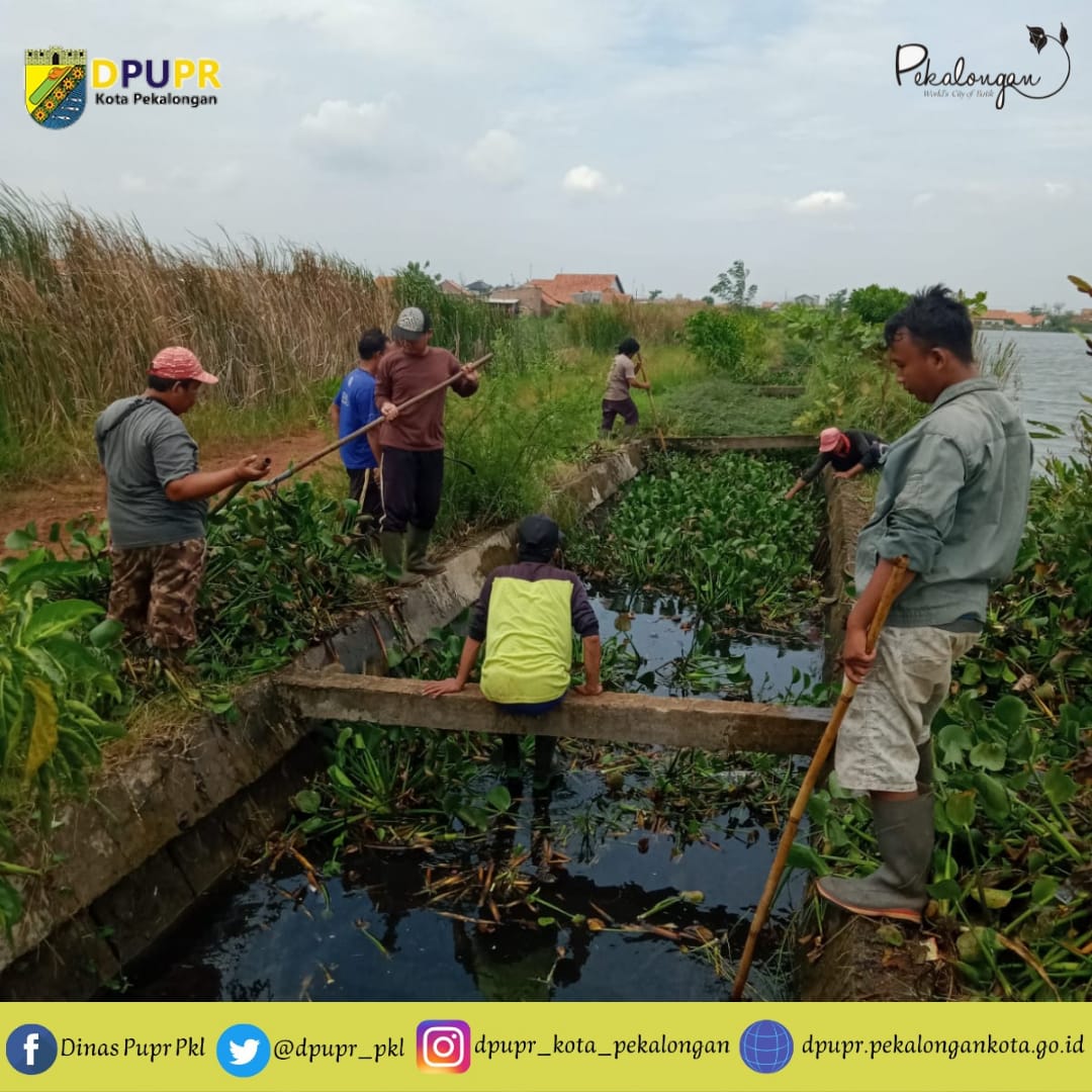 NORMALISASI/ PEMBERSIHAN SALURAN DRAINASE - Dinas Pekerjaan Umum Dan ...