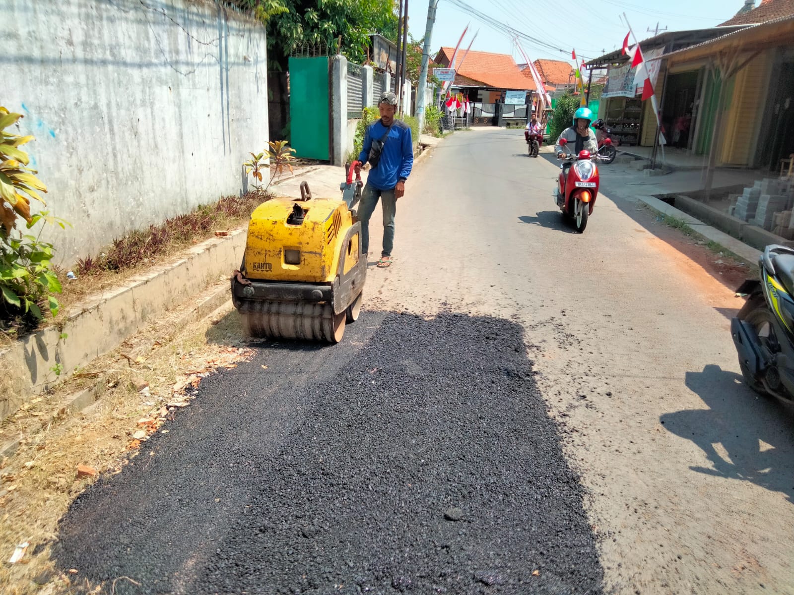 PERBAIKAN JALAN OTTO ISKANDARDINATA
