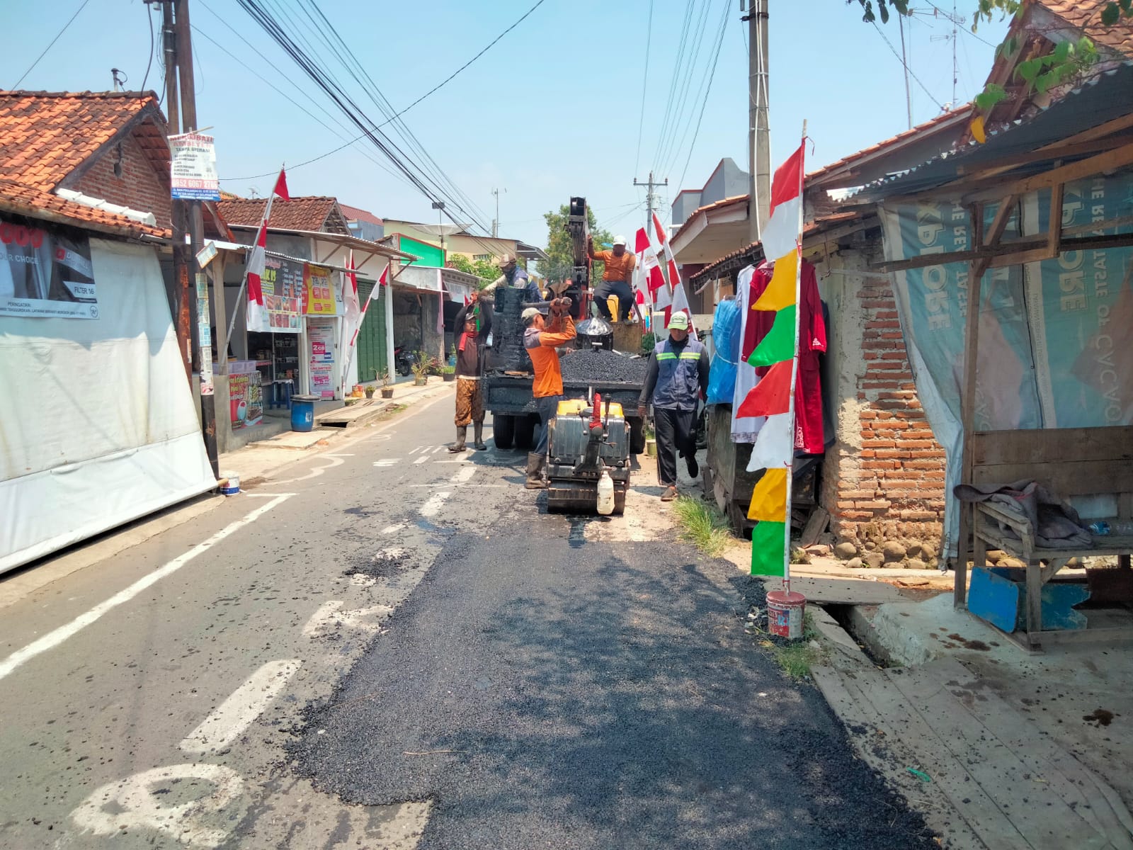 PERBAIKAN JALAN OTTO ISKANDARDINATA 