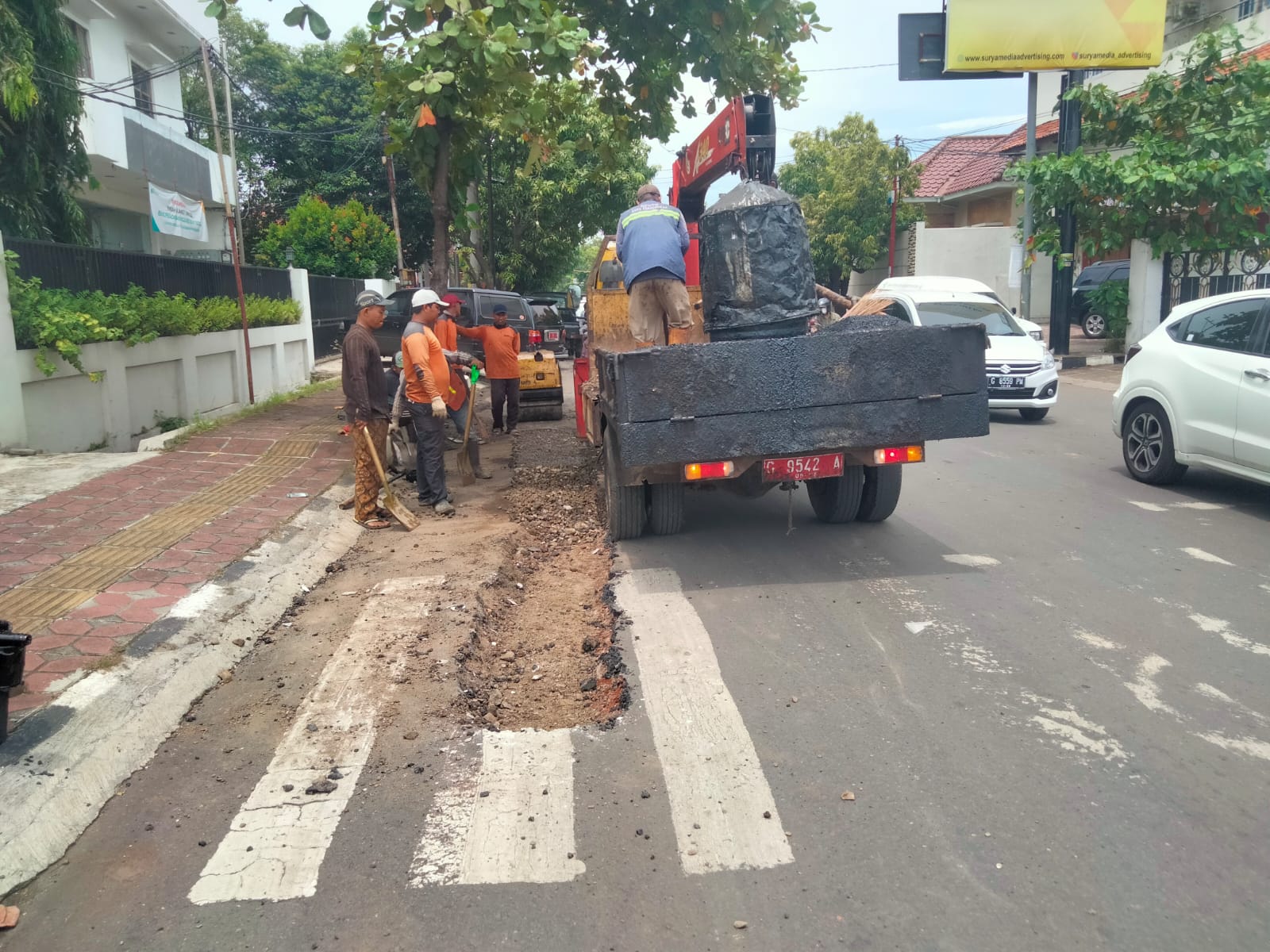 PERBAIKAN JALAN AGUS SALIM