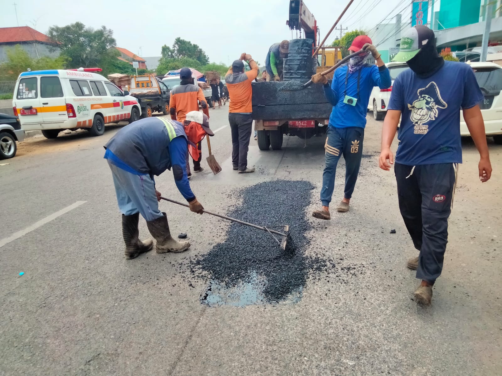 PERBAIKAN JALAN DIPONEGORO
