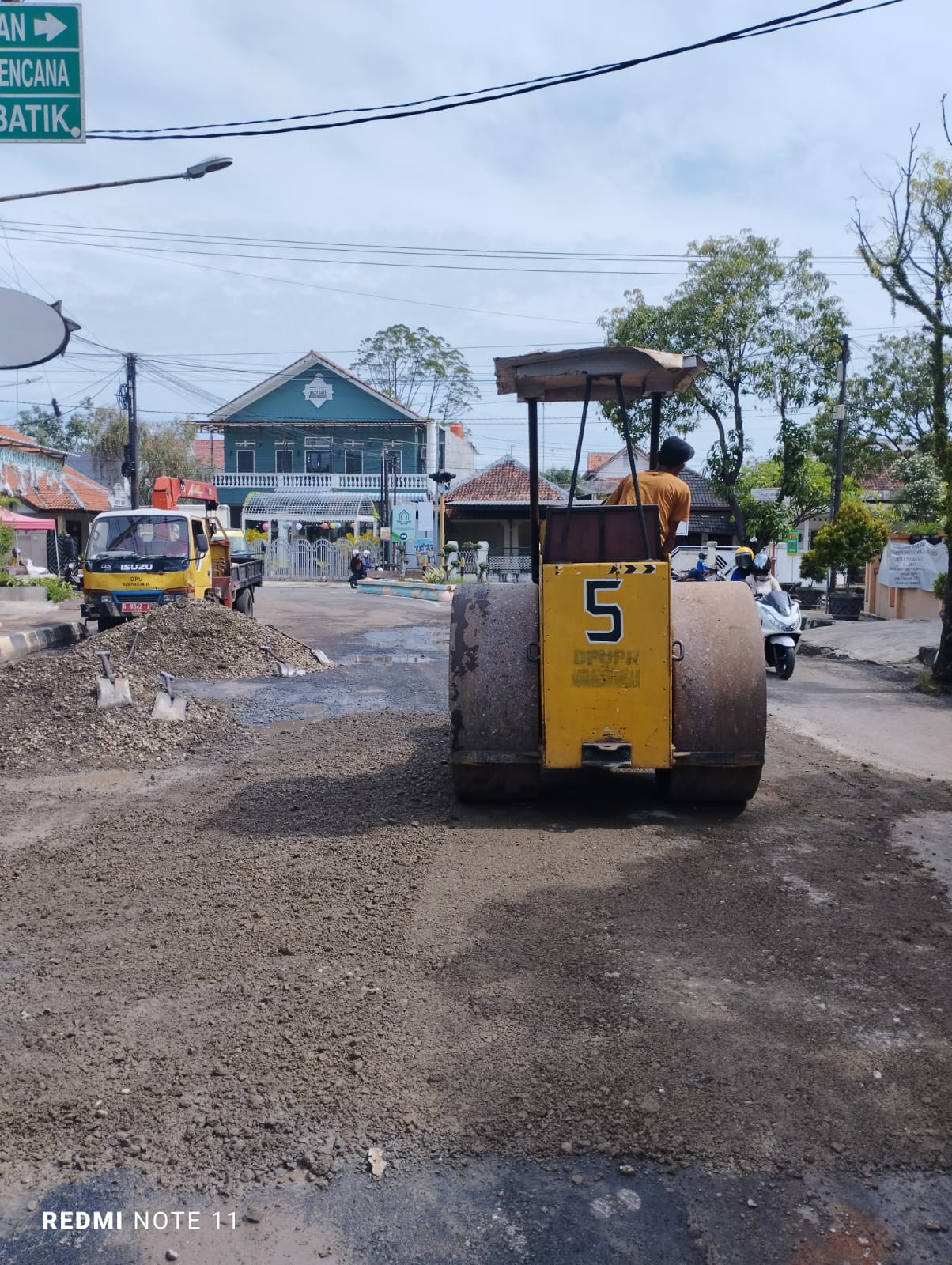 PERBAIKAN JALAN AGUS SALIM DAN JALAN TENTARA PELAJAR 