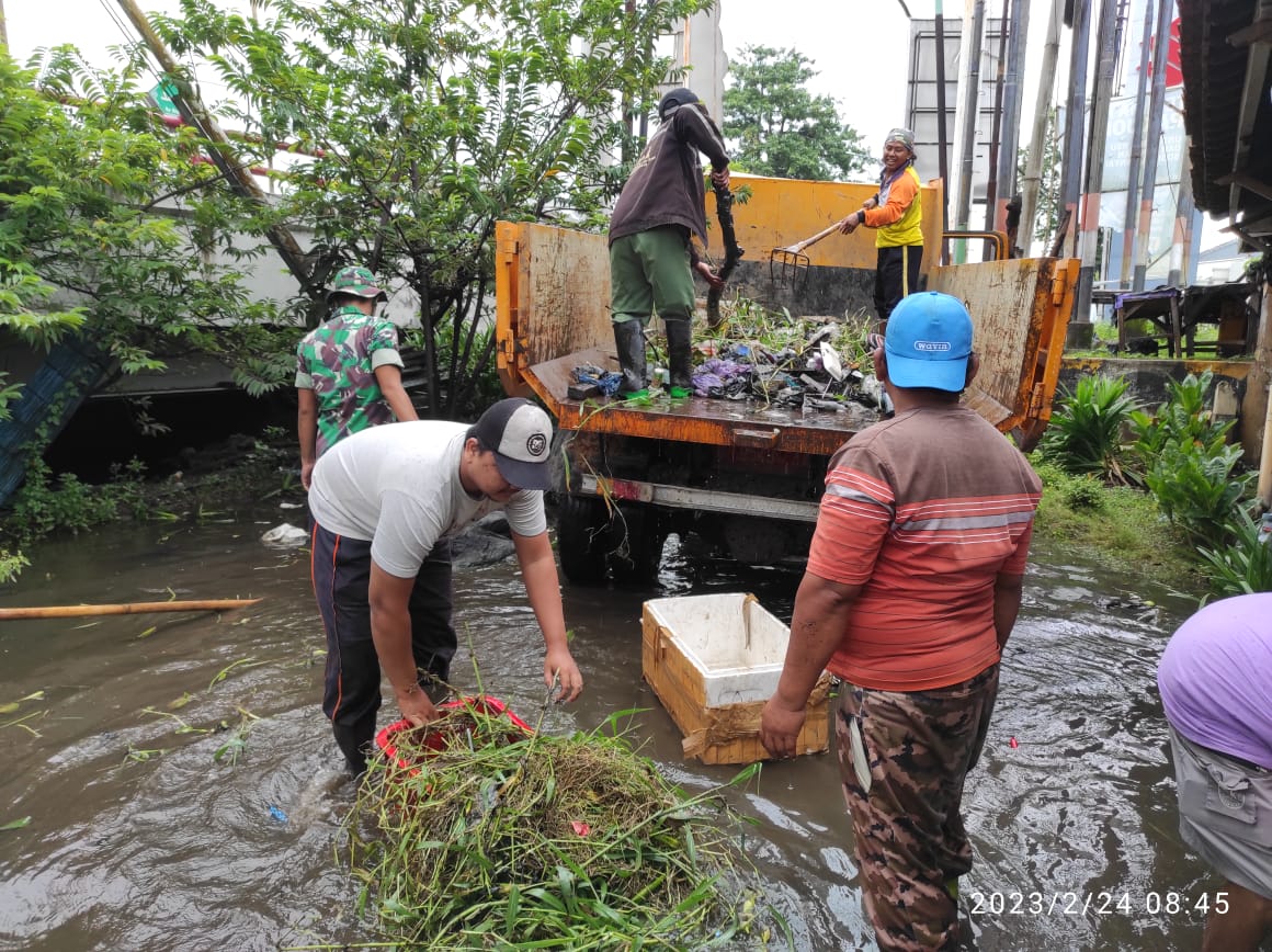 KERJA BAKTI KALI BREMI