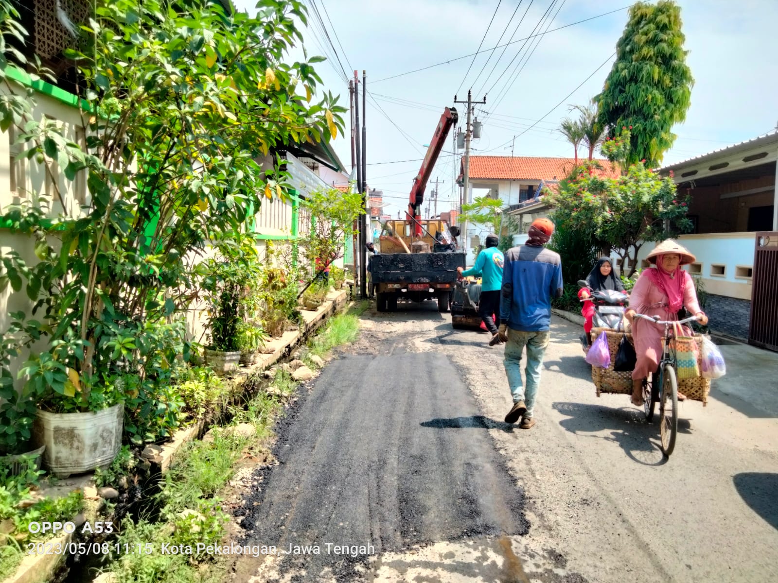 PERBAIKAN JALAN PELITA 1 DAN AHMAD YANI