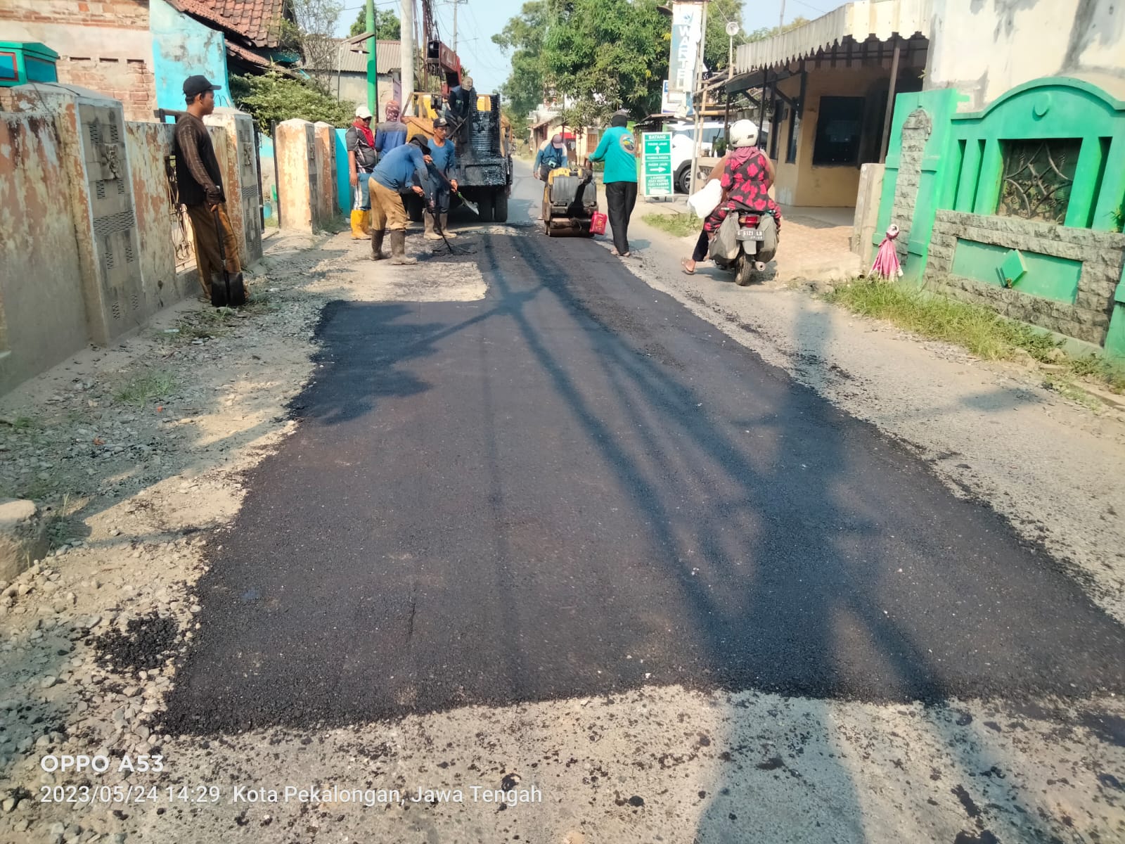 PERBAIKAN JALAN SUPRIYADI DAN DIPONEGORO