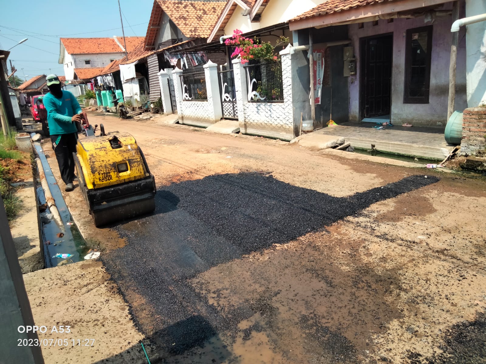 PERBAIKAN JALAN MERPATI DAN JALAN SLAMET