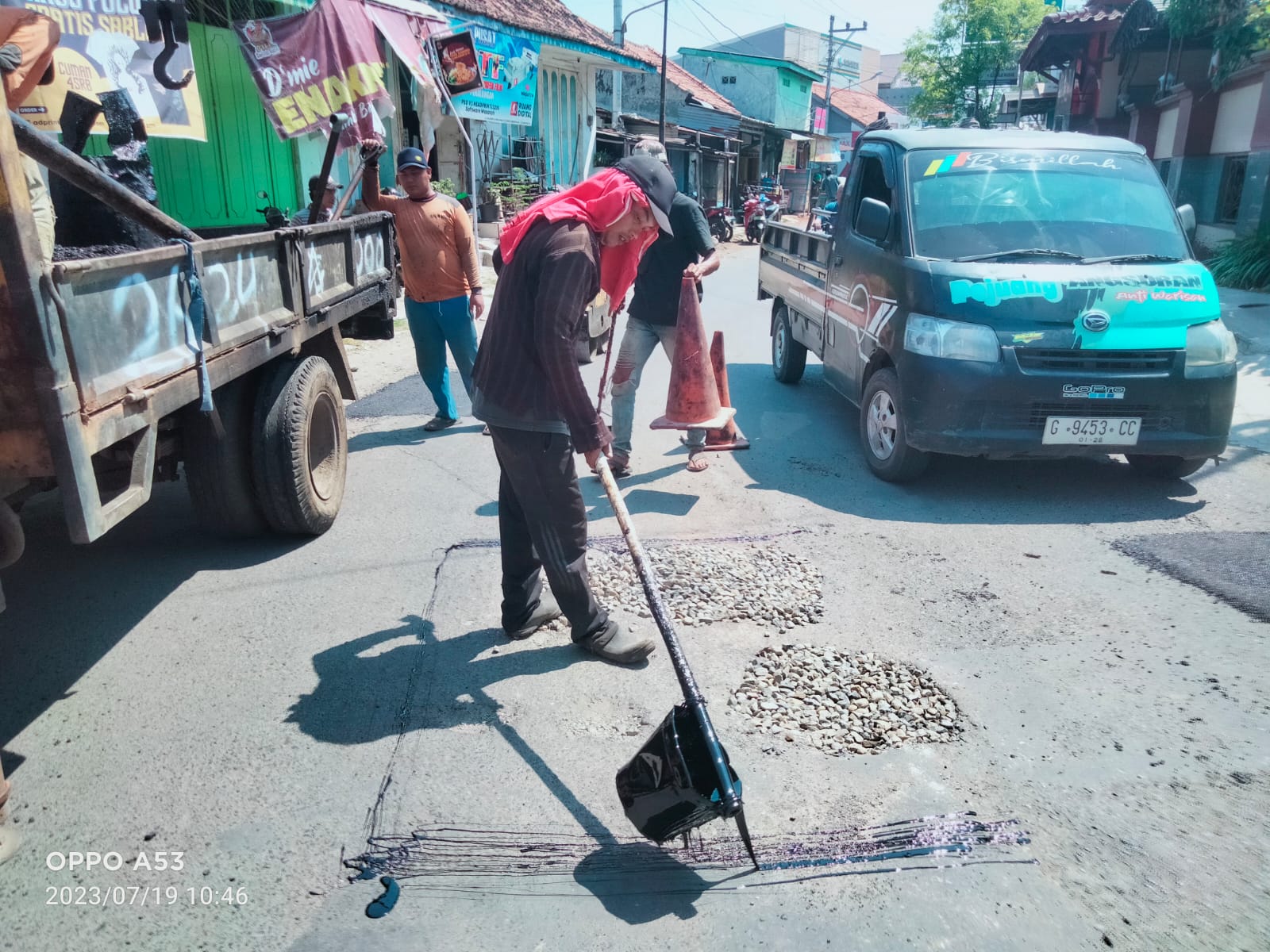 PERBAIKAN RUTIN JALAN