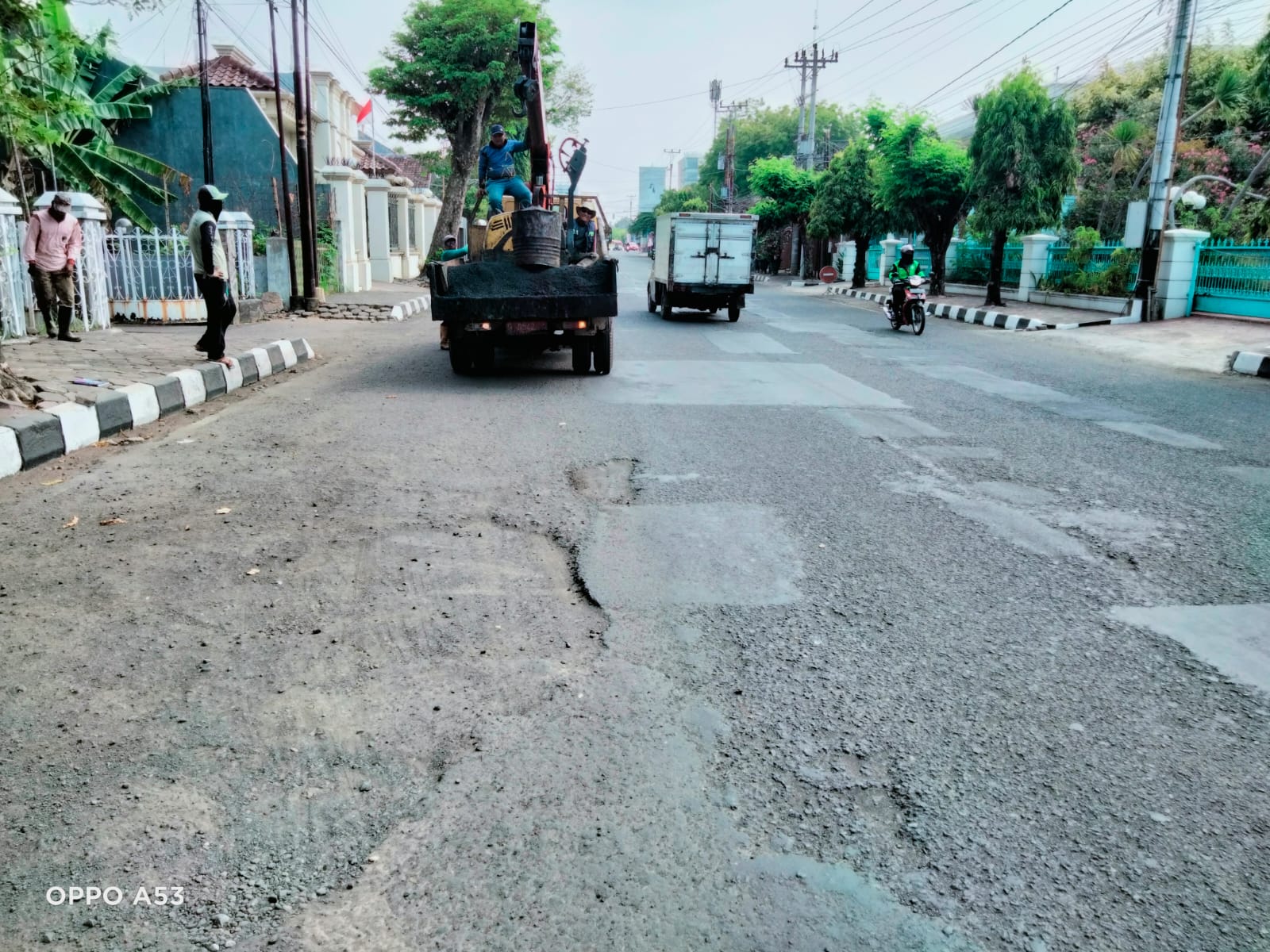 PERBAIKAN JALAN TERATAI DAN DIPONEGORO