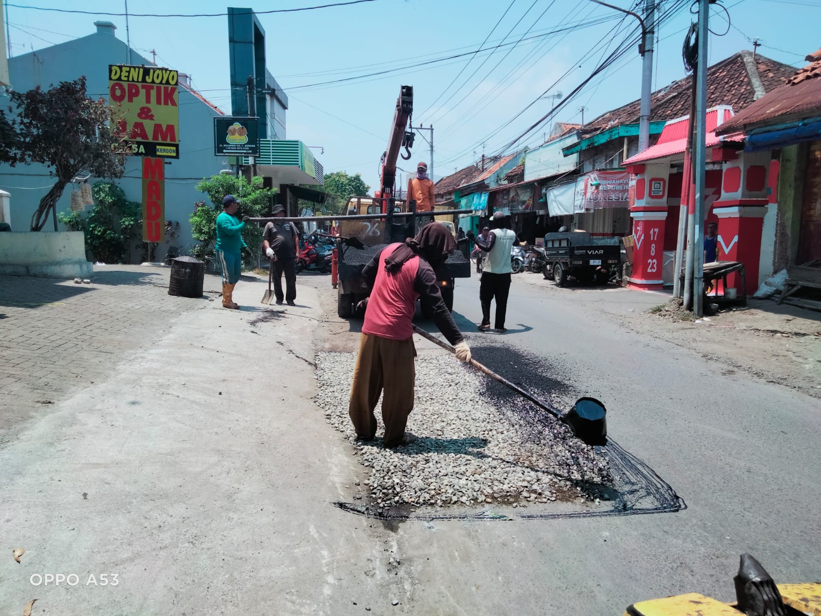 PERBAIKAN RUTIN JALAN SULAWESI DAN ACHMAD DJUNAID